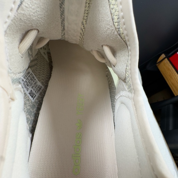 adidas Yeezy Boost 350 V2 “Citrin” (FW3042) US 11 | VNDS - Picture 5 of 10